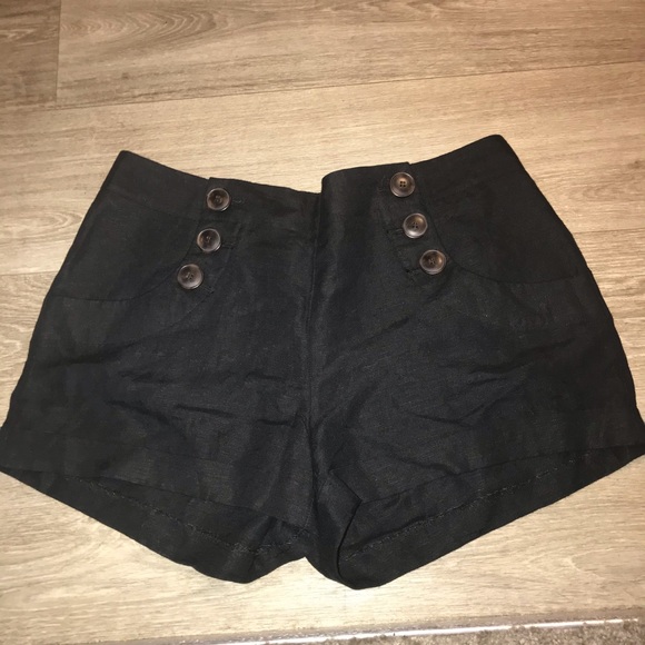 High waisted shorts 😎 - Picture 1 of 3